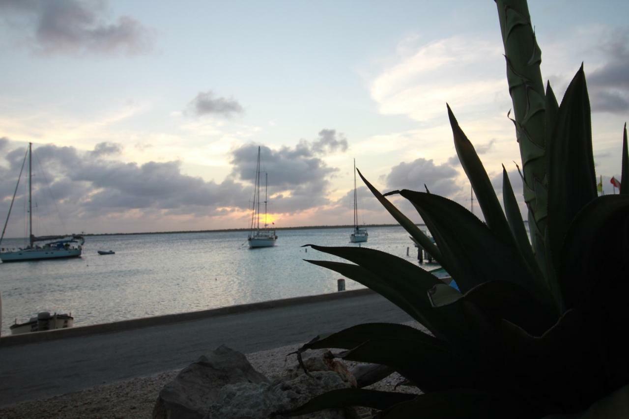 Bonaire Seaside Apartments Exterior foto